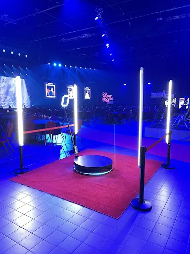 Impreza z Pompą Fotobudka360 Animacje dla dzieci Zjeżdżalnie Dmuchane